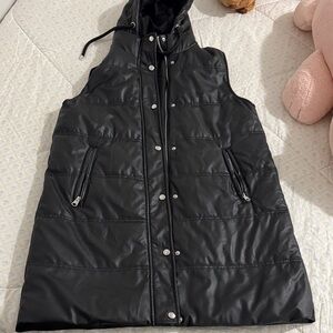 Zara Black Hooded Puffer Vest
